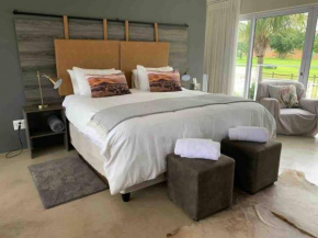 The Studio on Cordia DSTV WIFI 2km from Umhlanga Beach